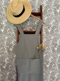 Cross Back Apron